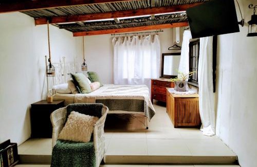 Mbombela Apartment | HomeSweetHome: Cozy Tiny