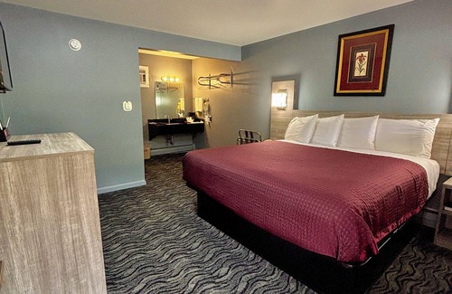 Athens Hotel | Hometown Inn Athens