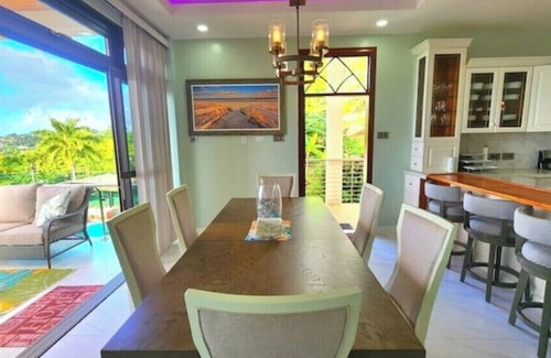 Castries Villa | Homey Accommodation with 1 K-Bed & Qn-Sofa Bed. Option for 2nd Rm w/Bunkbeds