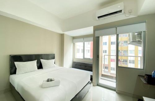 Duren Sawit Apartment | Homey and Cozy Stay Studio Gateway Park LRT City Jatibening Apartment By Travelio