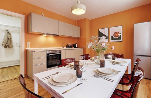 Wurzburg City Centre Apartment | homie stay Karmeliten Apartments