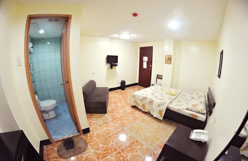 Cebu House | Honey Hunt House