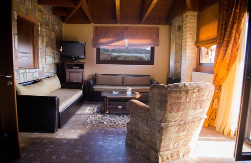 Krionerion Apartment | Honeymoon Suite Two Space Apartment