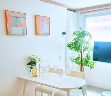 Seogyo-dong Apartment | Hongdae Ttasup Stay- 3mins to Hongdae Entrance station