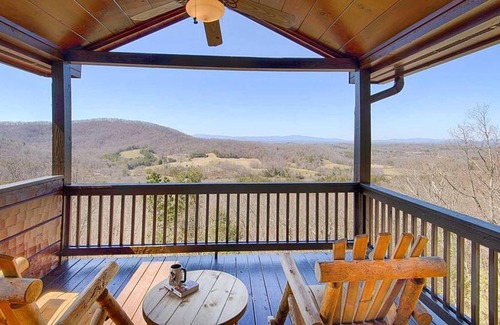 Morganton Cabin | Hoot Owl View by Escape to Blue Ridge