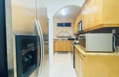 Gordon Town House | Hope Gardens - UWI - UTECHnn