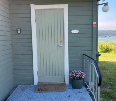 Lyngen House | Hos Laura & Valdemar