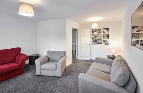 Skinningrove House | Host & Stay | House 4