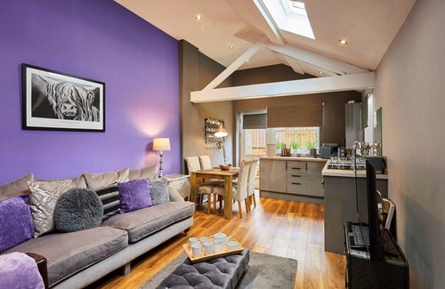 South Charlton House | Host & Stay | Majestic Purple