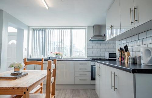 Bradford House | Host & Stay - Park Cliffe House