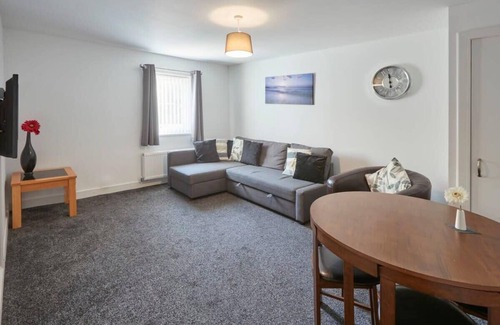 Skinningrove Apartment | Host & Stay | Sunset View