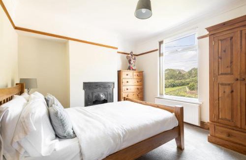 Carlton-in-Cleveland House | Host & Stay - The Willows