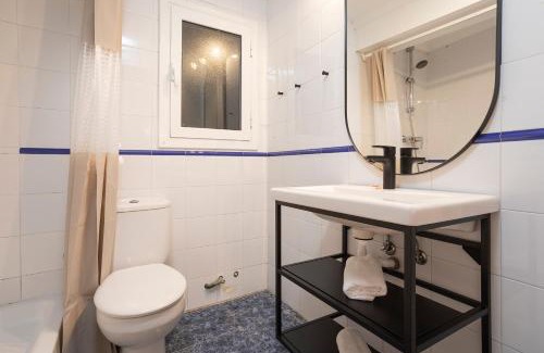 El Poble-sec Hotel | HOSTAL BEDMATES