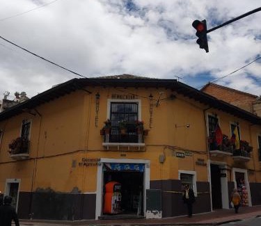 Quito Historic Center Hotel | Hostal Benalcazar