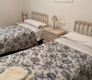 Camarasa Hotel | Hostal Casiano Camarasa