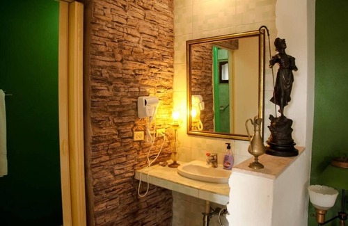 Trinidad Bed & Breakfast | Hostal El Conquistador