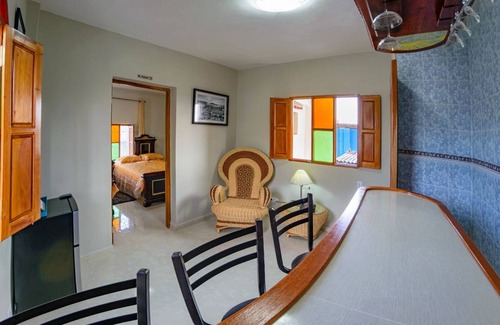 Old Havana House | Hostal Los Villanueva
