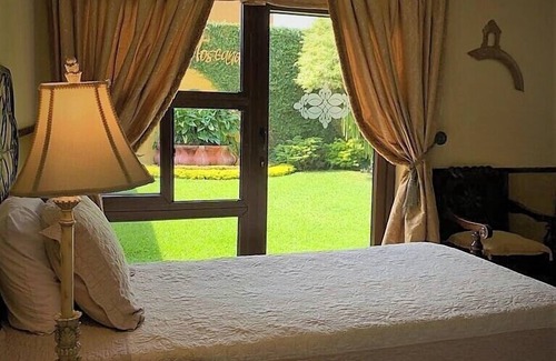 Zona 13 Bed & Breakfast | Hostal Villa Toscana