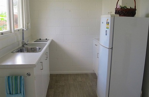 Cooks Beach Apartment | Hosts on the Coast Flaxmill Bay Motel Unit 2