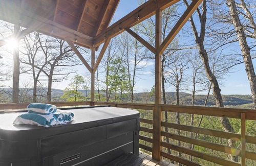 Jasper Cabin | Hot Tub-A-Frame Cabin-Fire Pit-Mountain Views