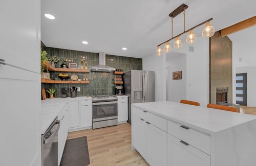 Cedar Park House | Hot Tub, Speakeasy, Basketball Court, Sleeps 12