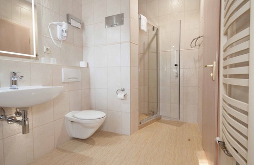 Burghausen-Rueckmarsdorf Hotel | Hotel 3 Linden