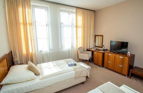 Zvolen Hotel | Hotel Academic