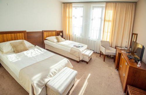 Zvolen Hotel | Hotel Academic