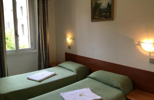 Casoretto Hotel | Hotel Adelchi