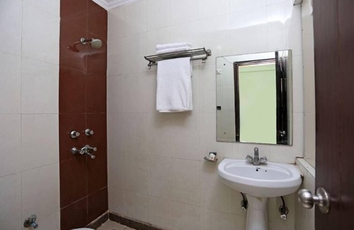 Uttara Hotel | Hotel Aero Link