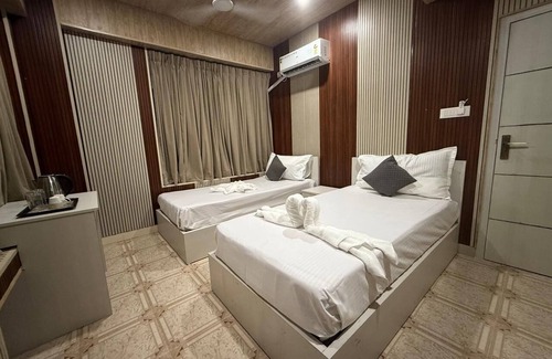 Khanapara Hotel | Hotel Alohi Grand