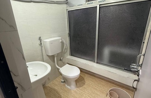 Khanapara Hotel | Hotel Alohi Grand