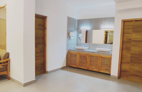 Kargil Hotel | Hotel Apricot Inn