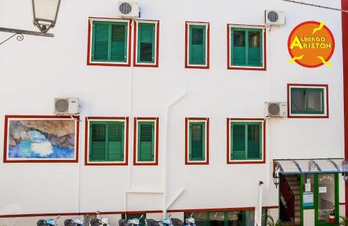 Ustica Hotel | Hotel Ariston