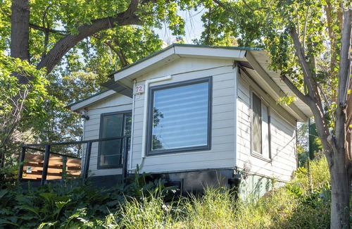 Pudahuel Cabin | HOTEL ATAJO