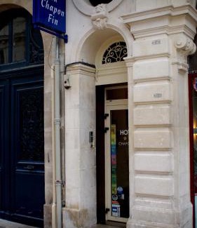 Poitiers Hotel | Hotel Au Chapon Fin