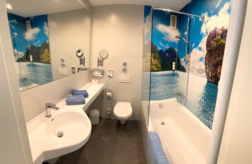 Munchen District Hotel | Hotel Blauer Karpfen