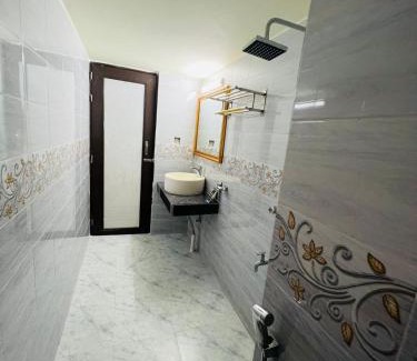 Uttara Hotel | Hotel Blue Bird