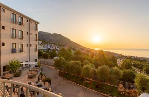 Cala Gonone Hotel | Hotel Brancamaria