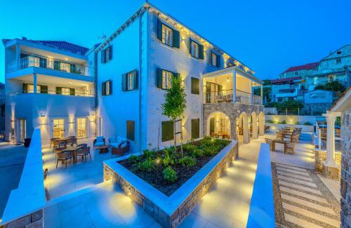 Postira Hotel | Hotel Brattia, Adults Only, Heated Pool, A la Carte Breakfast, Postira, Brač Island