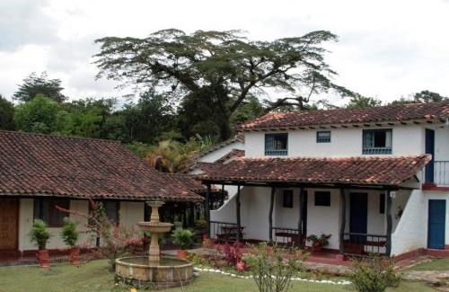 Moniquira Hotel | Hotel Campestre Los Arrayanes