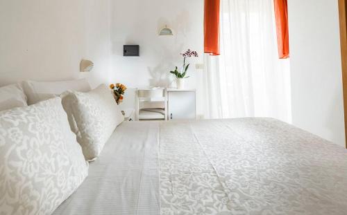 Miramare Hotel | Hotel Capinera
