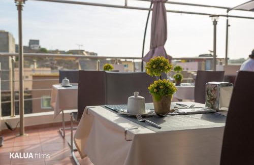Praia Hotel | Hotel Cesaria