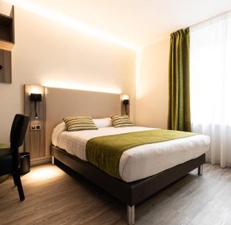 Remiremont Hotel | Hotel Cheval De Bronze