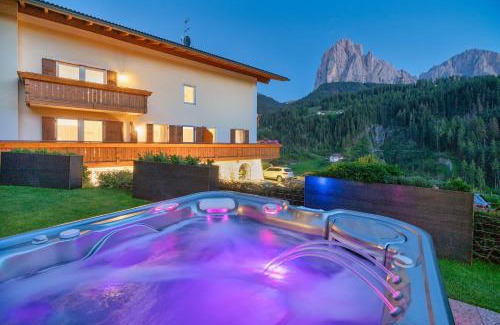 Santa Cristina Val Gardena House | Hotel Ciamp