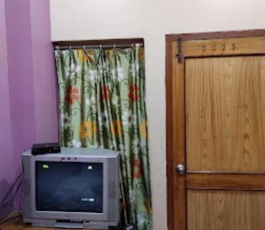 Sualkuchi Hotel | Hotel City Park Guwahati