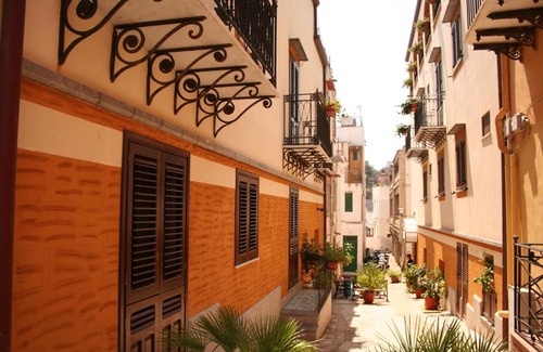 Ustica Hotel | Hotel Clelia