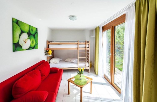 Medel Hotel | Hotel Cuntera