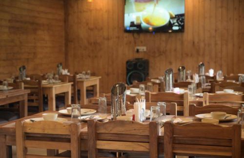 Burwa Hotel | Hotel Dashaur Heights