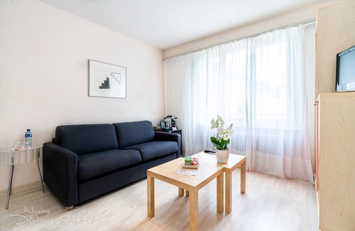 Neuchatel Hotel | Hotel des Arts